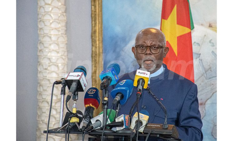 (Français) ÉLECTIONS PRÉSIDENTIELLES DU 12 OCTOBRE 2025: COMMUNICATION DIPLOMATIQUE DU MINISTRE DES RELATIONS EXTÉRIEURES.