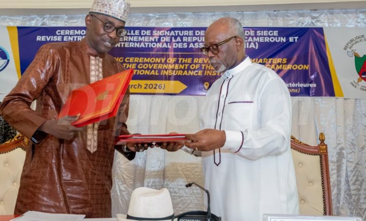 CEREMONIE SOLENNELLE DE SIGNATURE DE L’ACCORD DE SIEGE REVISE ENTRE LE GOUVERNEMENT DE LA REPUBLIQUE DU CAMROUN ET L’INSTITUT INTERNATIONAL DES ASSURANCES